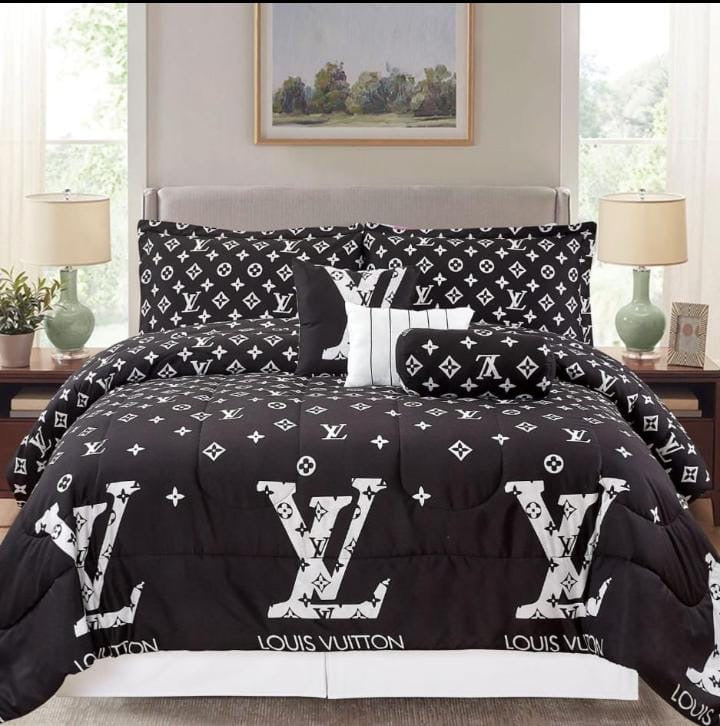 7 PCS LUXURIOUS COMFORTER LOUIS VUITTON